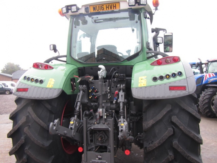Fendt 724 Profi-Plus