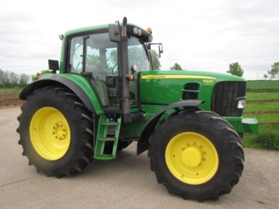 John Deere 6930