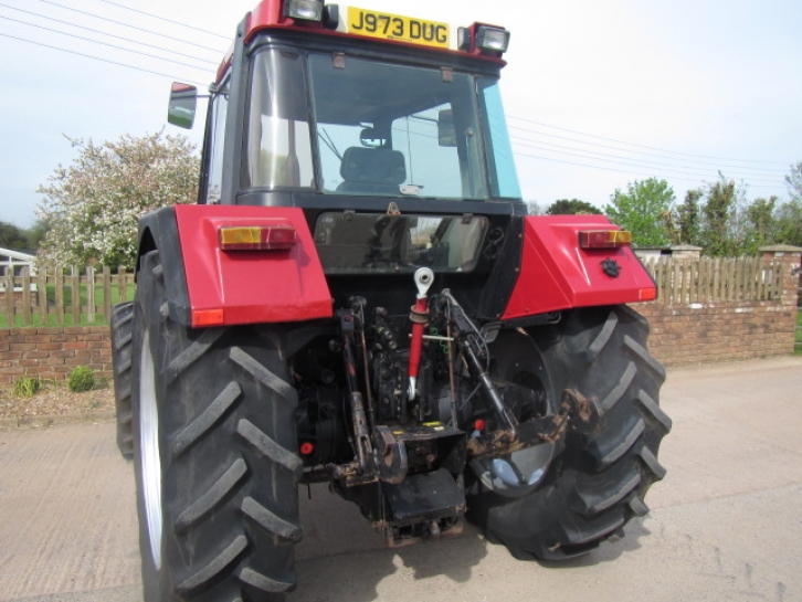 Case 1056 XL