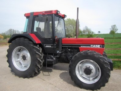 Case 1056 XL