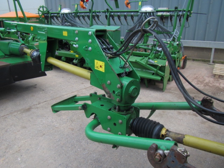 John Deere 1365 mower conditioner