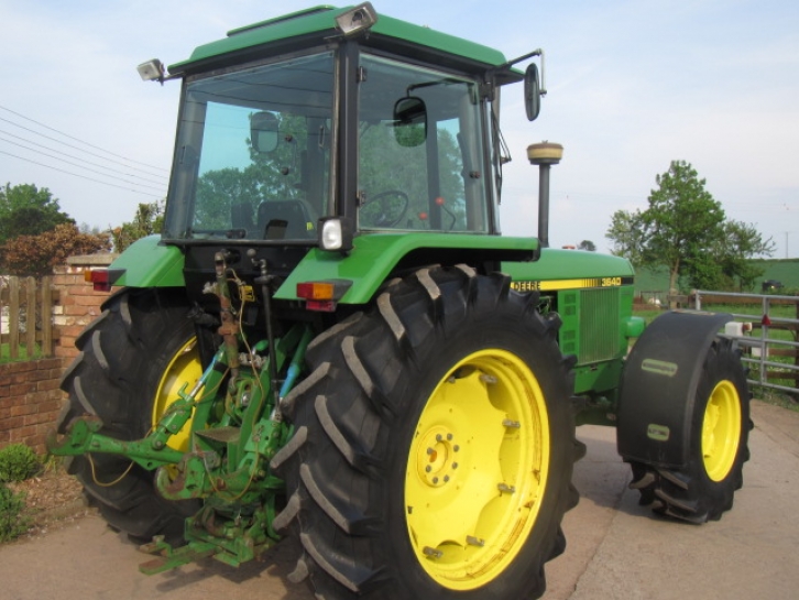John Deere 3640