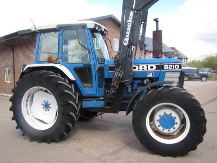 Ford 8210 III