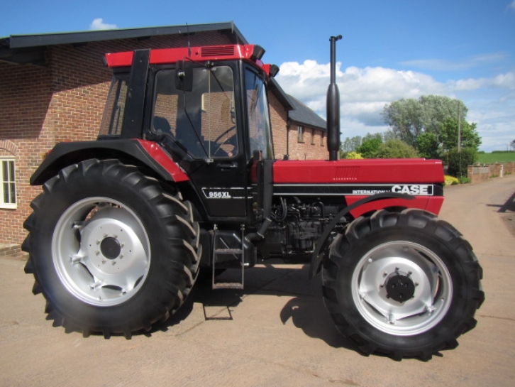 Case International 956 XL