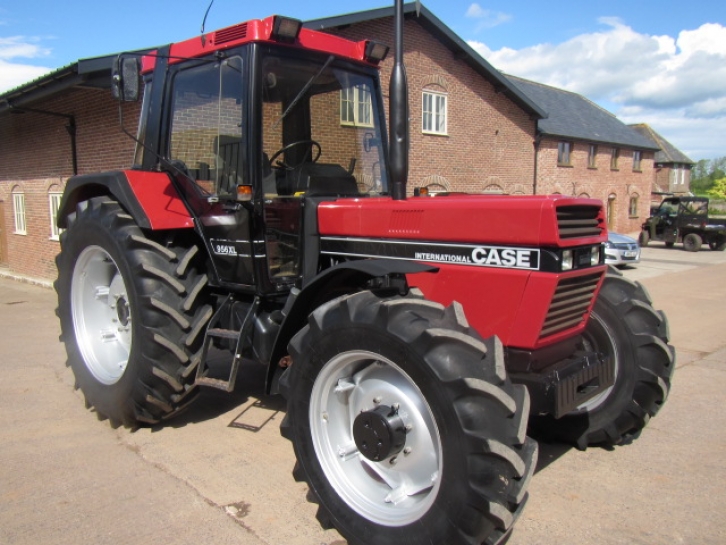 Case International 956 XL