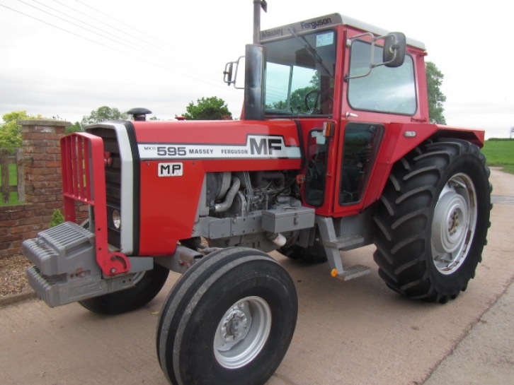 Massey Ferguson 595