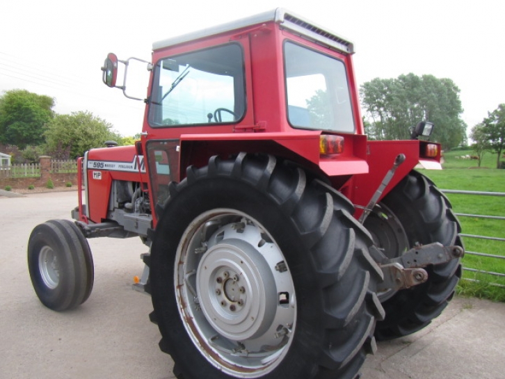 Massey Ferguson 595