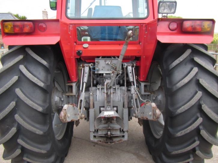Massey Ferguson 595