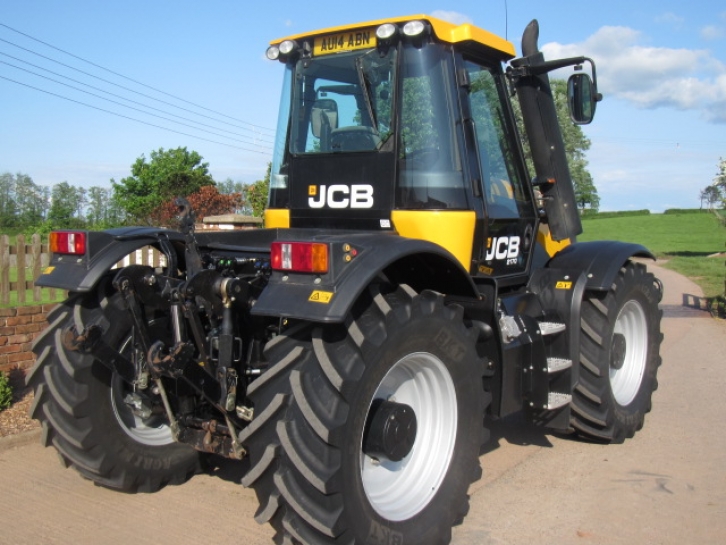 JCB 2170 Plus Fastrac
