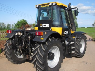 JCB 2170 Plus Fastrac