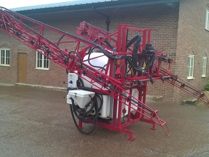 FarmGEM FM 1000 sprayer