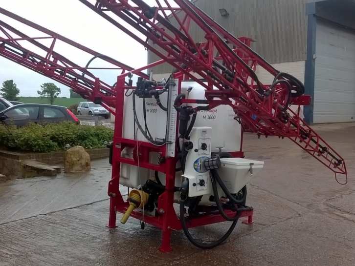 FarmGEM FM 1000 sprayer