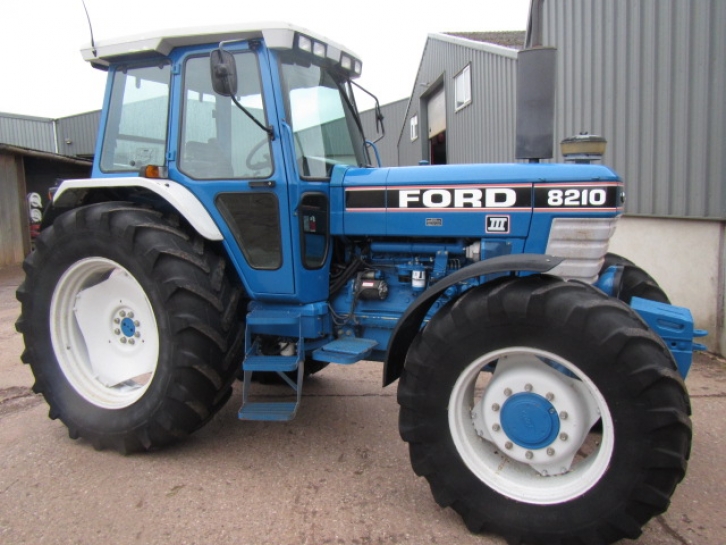 Ford 8210
