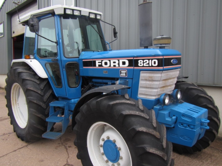 Ford 8210
