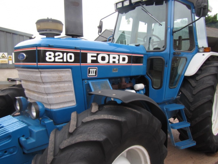 Ford 8210