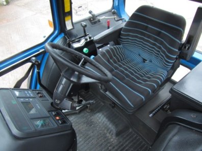 Ford 8210