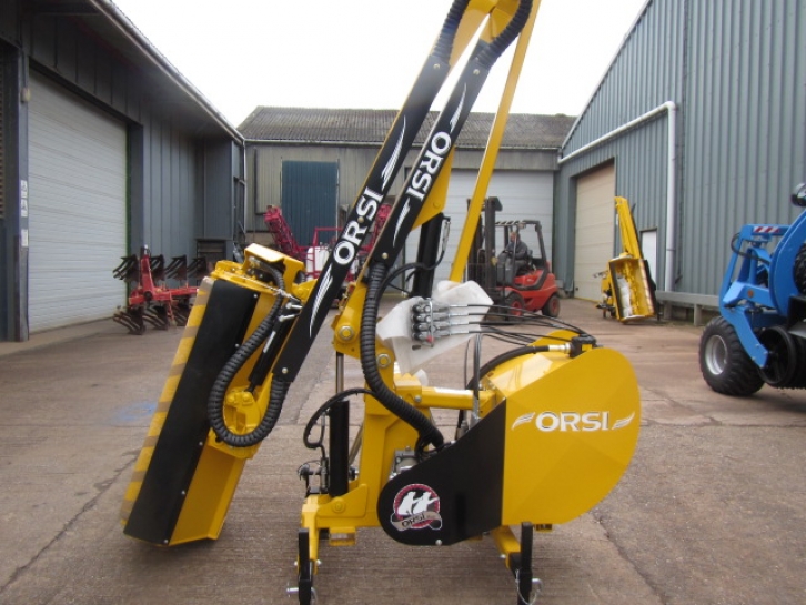 Orsi 470 hedge trimmer
