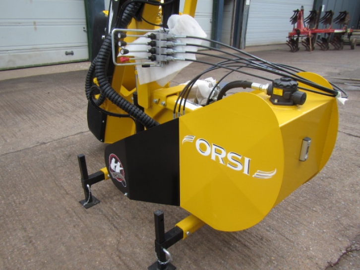 Orsi 470 hedge trimmer