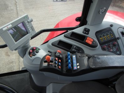 Massey Ferguson 7499