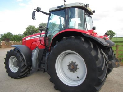 Massey Ferguson 7499