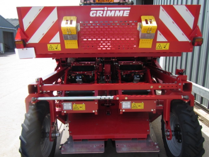 Grimme GB215 Potato planter