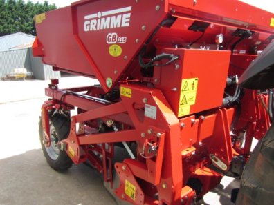 Grimme GB215 Potato planter