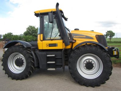 JCB 3230 Plus