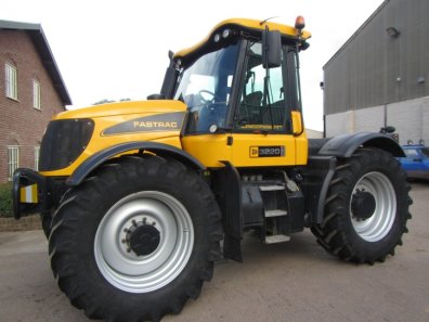 JCB 3230 Plus
