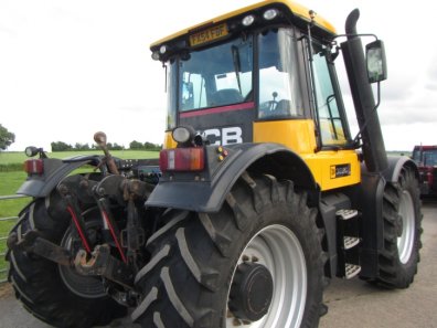 JCB 3230 Plus
