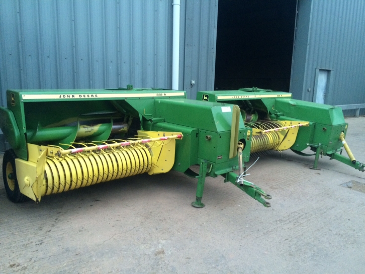 John Deere 332A conventional baler