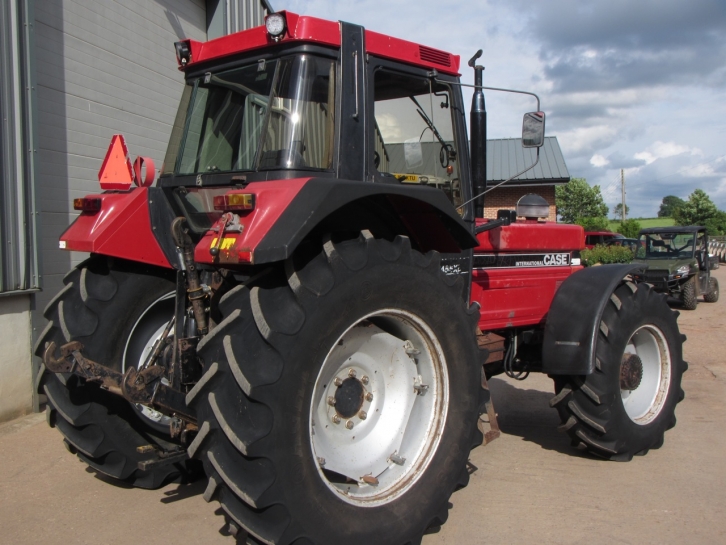 Case International 1455XL