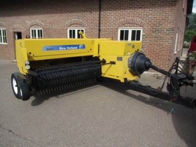 New Holland BC5070 conventional baler