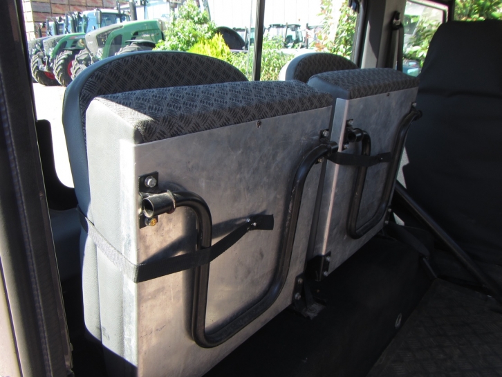 Land Rover 90 Station Wagon TD5
