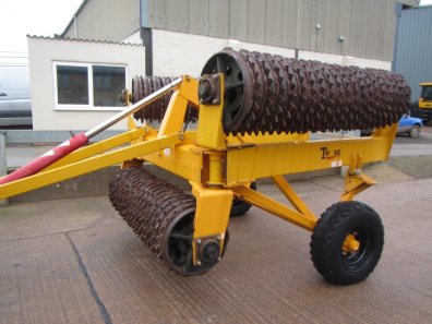 Twose hydraulic folding Cambridge rollers