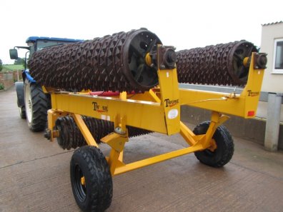 Twose hydraulic folding Cambridge rollers
