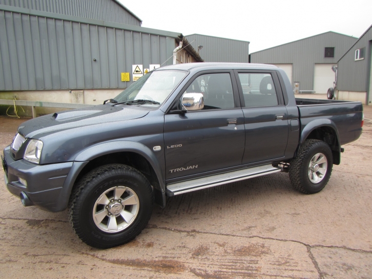 Mitsubishi L200 Trojan double cab pickup