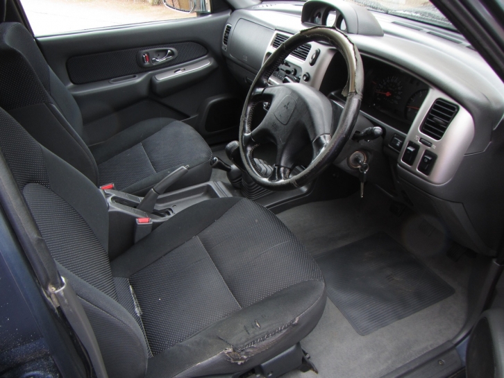 Mitsubishi L200 Trojan double cab pickup