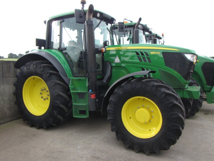 John Deere 6150M
