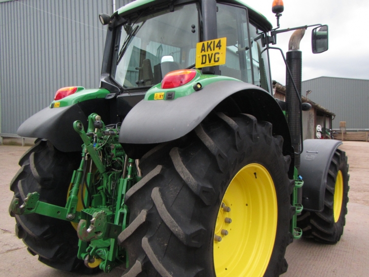 John Deere 6150M