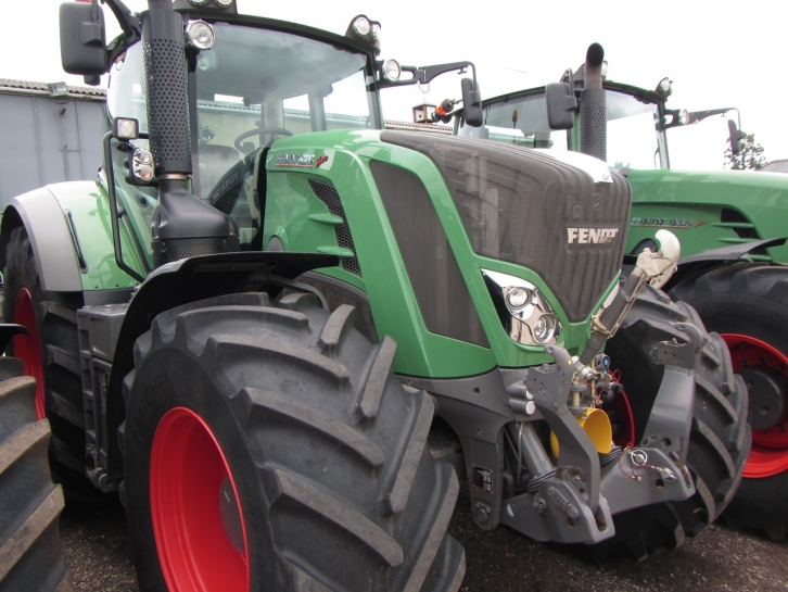 Fendt 828 Profi-Plus