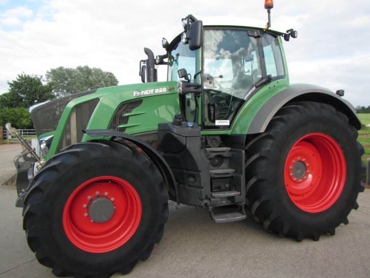 Fendt 828 Profi-Plus