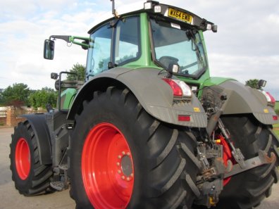 Fendt 828 Profi-Plus