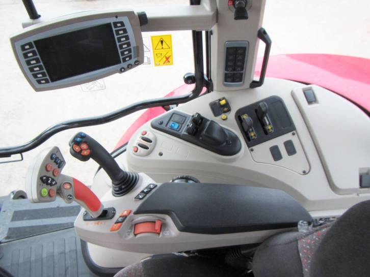 Massey Ferguson 7626 Exclusive