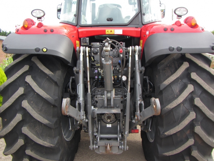 Massey Ferguson 7626 Exclusive