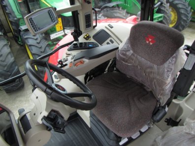 Massey Ferguson 7624 Efficient