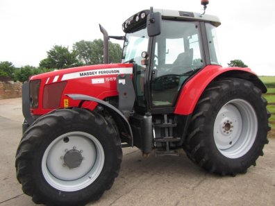 Massey Ferguson 5470