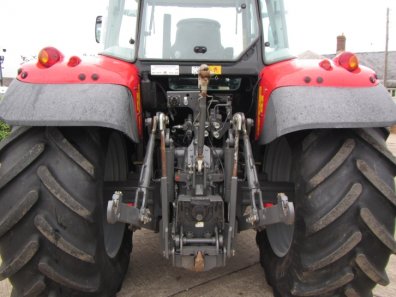 Massey Ferguson 5470