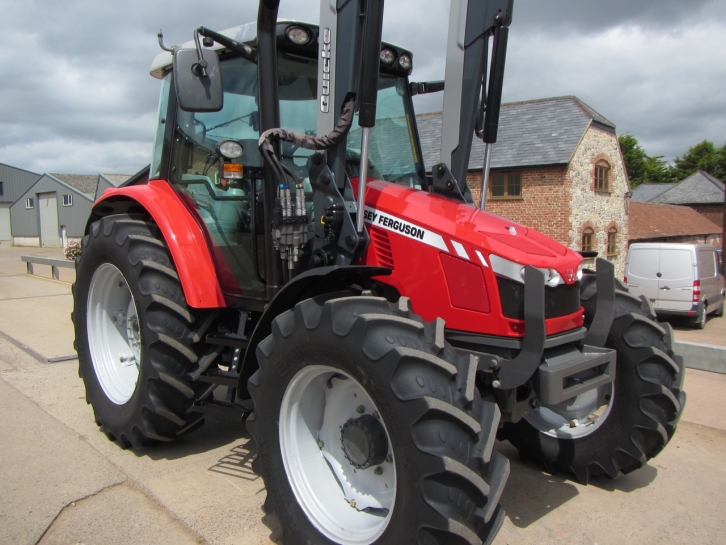 Massey Ferguson 5445
