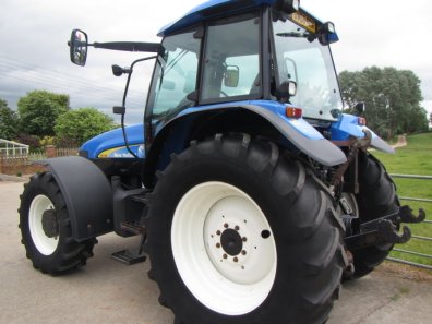New Holland TM155