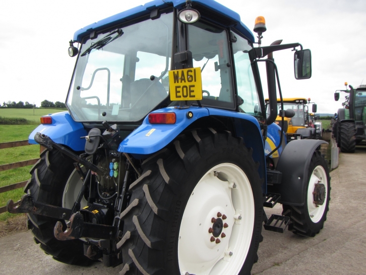 New Holland T5060